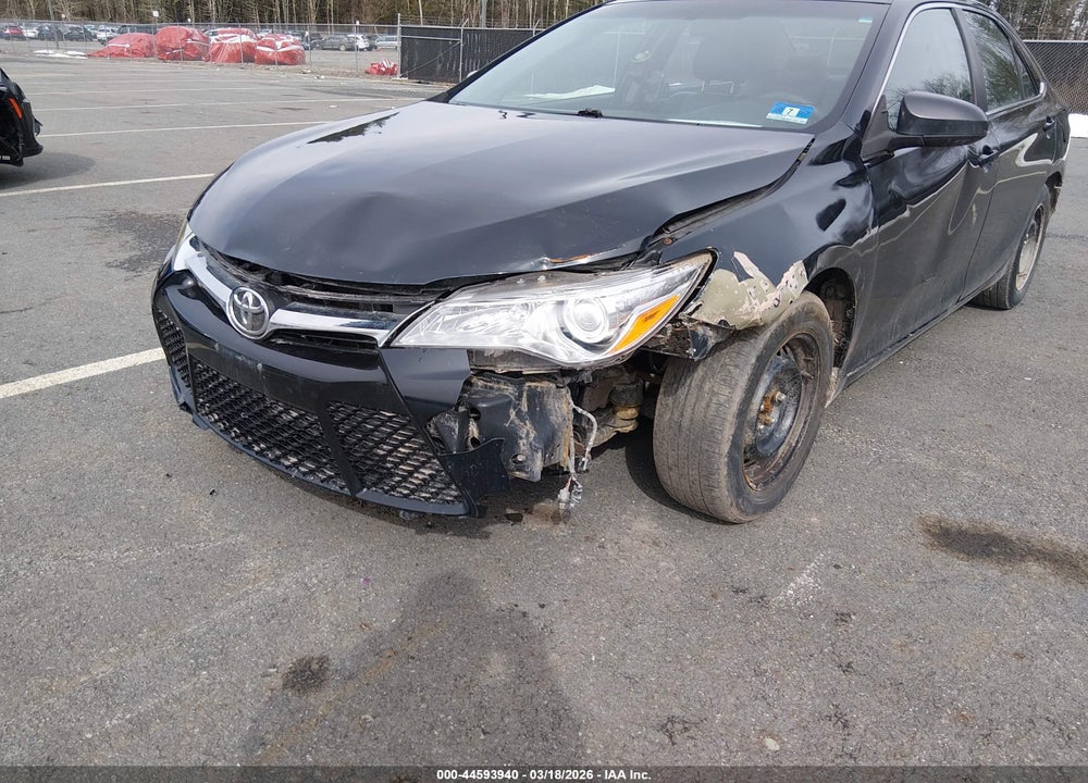 2015 TOYOTA CAMRY SE VIN: 4T1BF1FK1FU076605