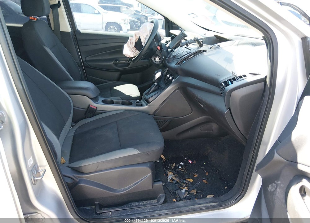 2016 FORD ESCAPE S VIN: 1FMCU0F7XGUB71570