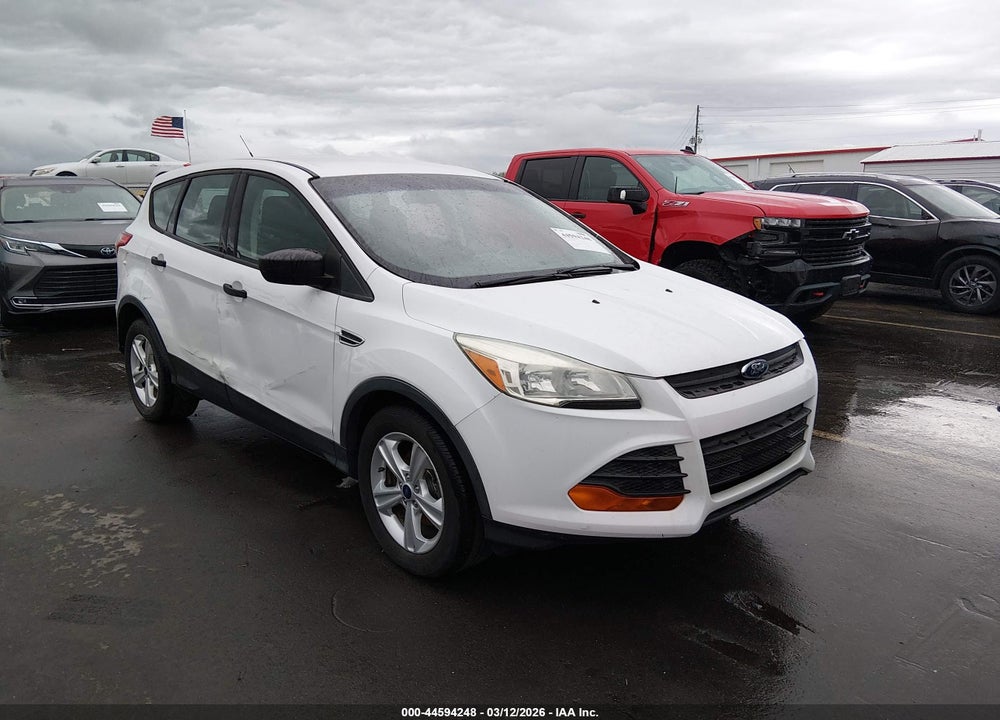 2016 FORD ESCAPE S VIN: 1FMCU0F73GUA90894