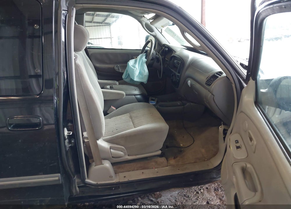 2003 TOYOTA TUNDRA SR5 V8 VIN: 5TBRT34153S423637