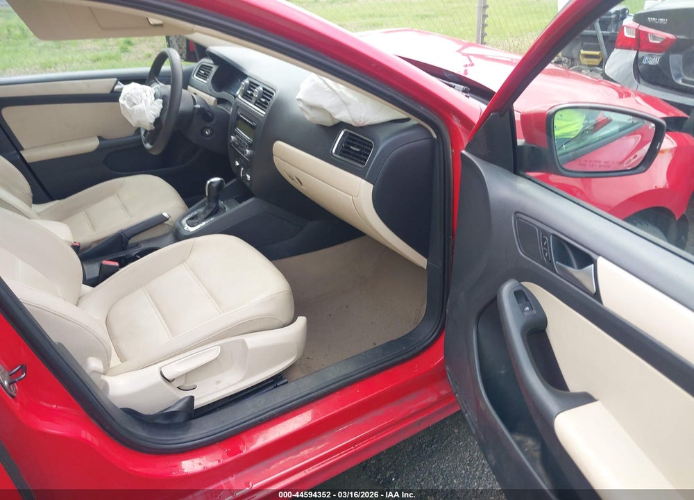 2011 VOLKSWAGEN JETTA 2.5L SE VIN: 3VWDX7AJ5BM394606