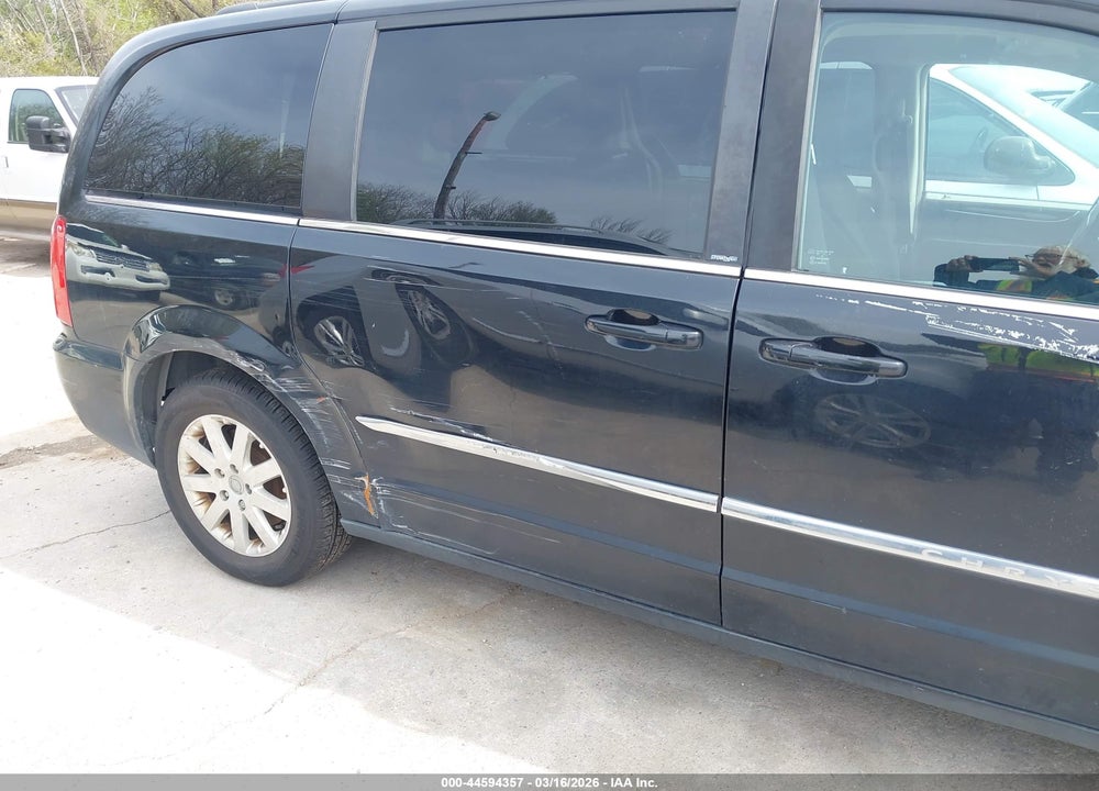2013 CHRYSLER TOWN & COUNTRY TOURING VIN: 2C4RC1BG1DR777247