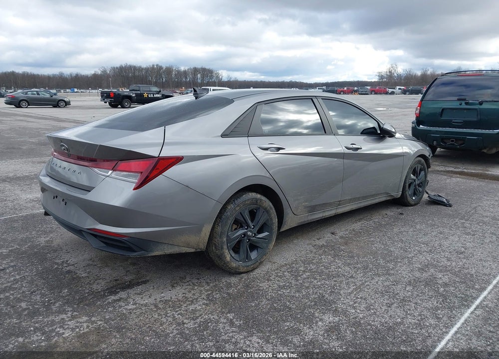 2021 HYUNDAI ELANTRA SEL VIN: KMHLM4AG7MU071923