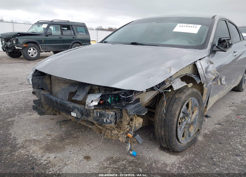 2021 HYUNDAI ELANTRA SEL VIN: KMHLM4AG7MU071923