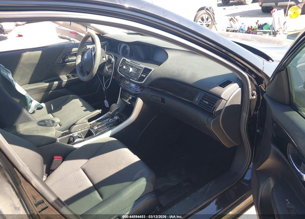 2016 HONDA ACCORD LX VIN: 1HGCR2F31GA186606