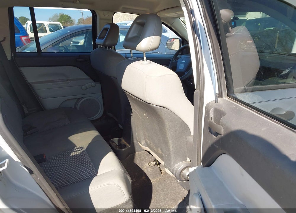 2007 JEEP COMPASS SPORT VIN: 1J8FF47W77D585648