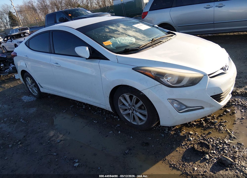 2015 HYUNDAI ELANTRA SE VIN: 5NPDH4AE0FH592877