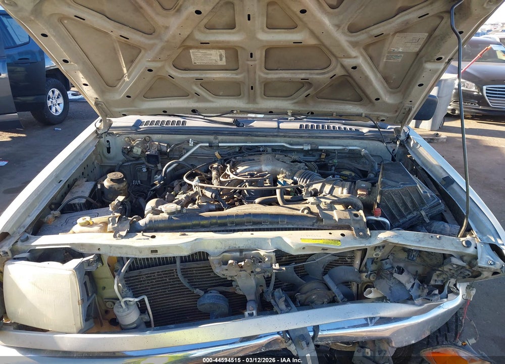 2000 NISSAN FRONTIER SE-V6/XE-V6 VIN: 1N6ED27TXYC376654
