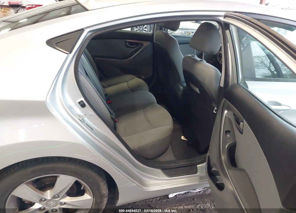 2013 HYUNDAI ELANTRA GLS/LIMITED VIN: 5NPDH4AE4DH181026