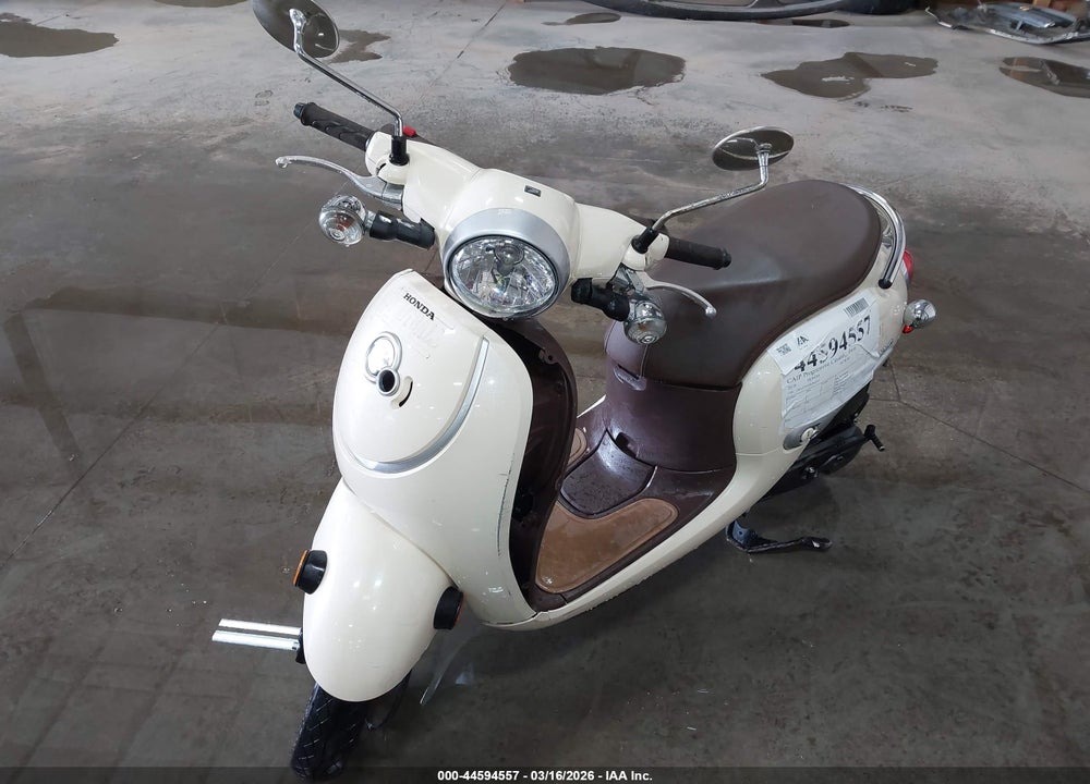 2018 HONDA NCW50 VIN: JH2AF7712JK201373