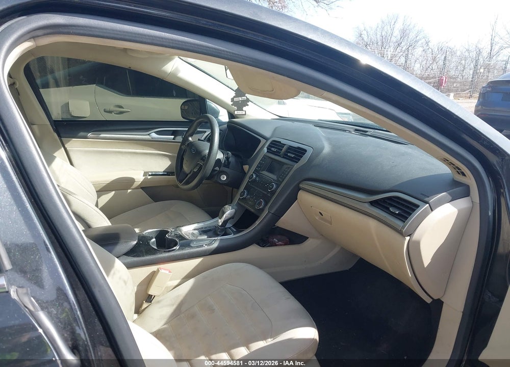 2014 FORD FUSION SE VIN: 1FA6P0H70E5397393