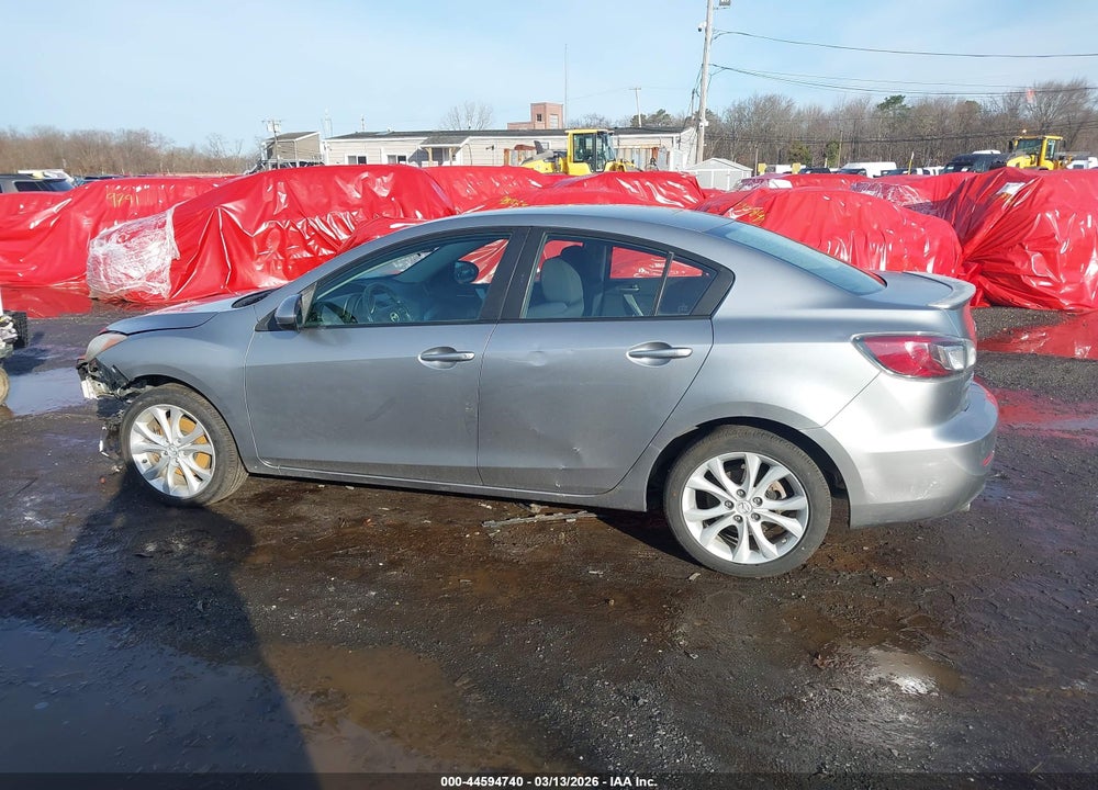 2011 MAZDA 3 S SPORT VIN: JM1BL1U64B1385743