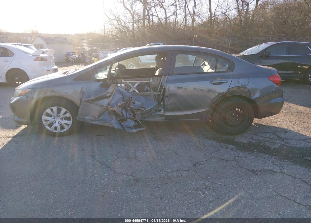 2012 HONDA CIVIC LX VIN: 19XFB2F56CE338596