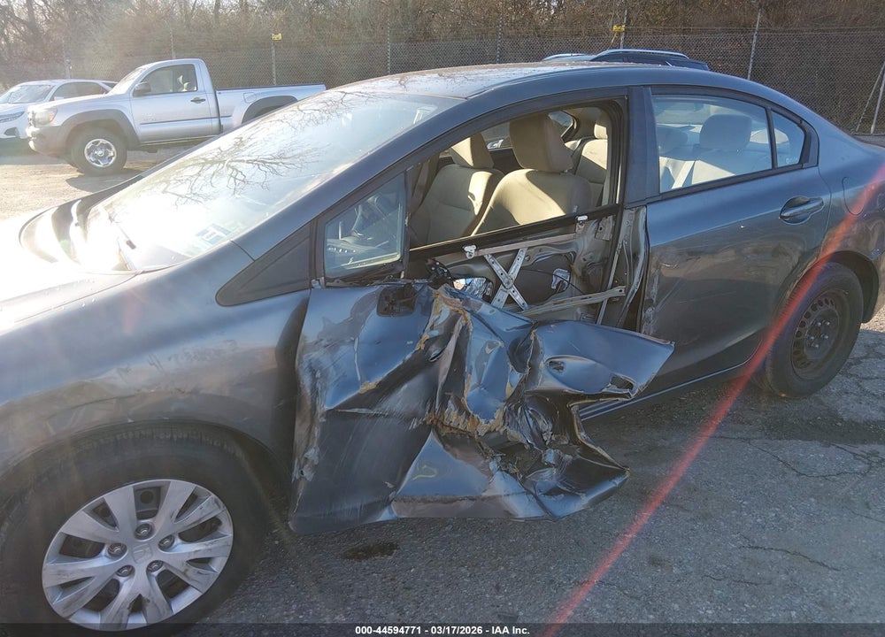 2012 HONDA CIVIC LX VIN: 19XFB2F56CE338596