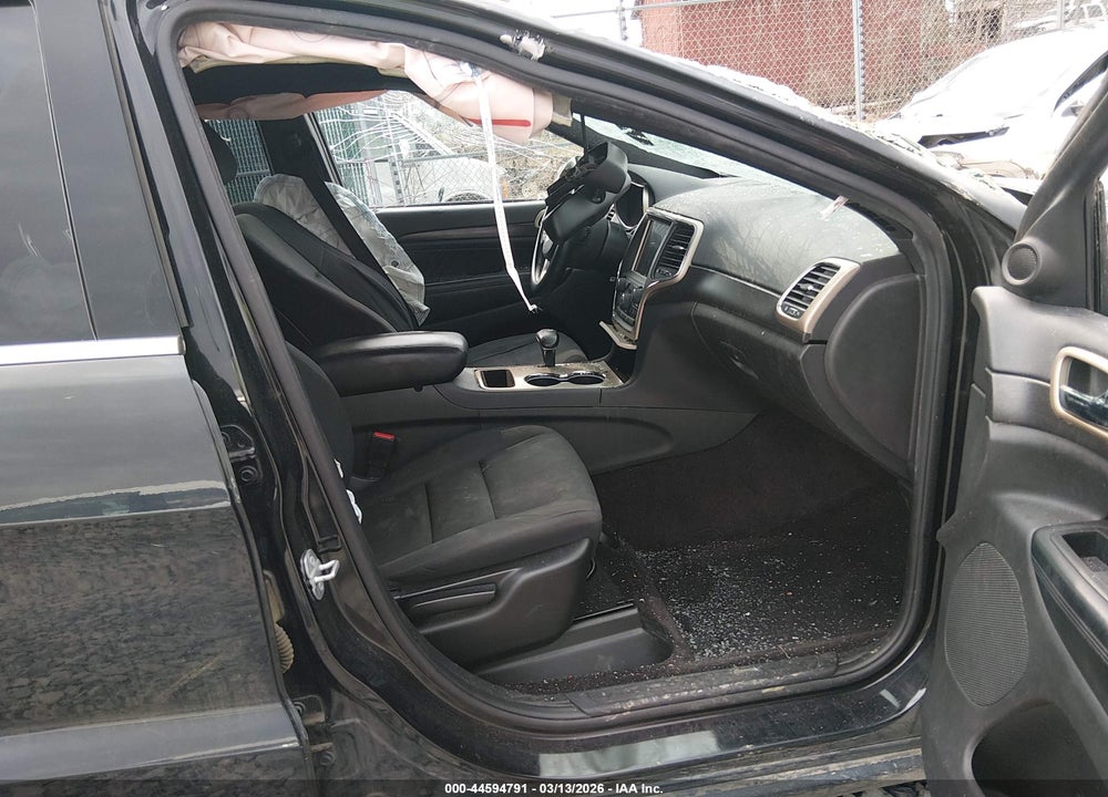 2015 JEEP GRAND CHEROKEE LAREDO VIN: 1C4RJFAG9FC237998