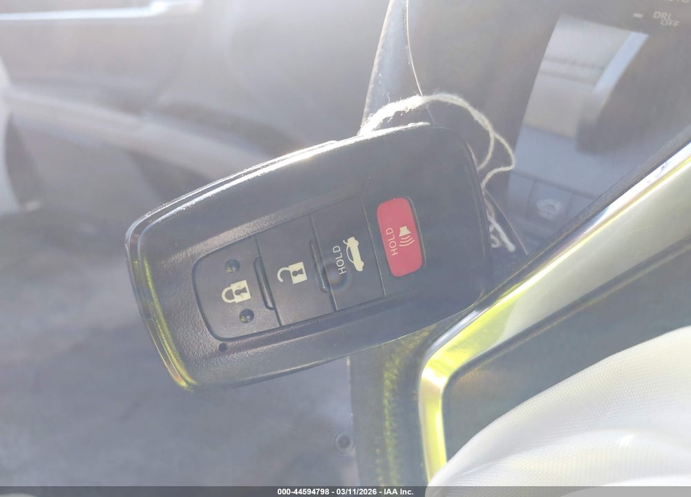 2020 TOYOTA CAMRY LE VIN: 4T1L11AK9LU399662