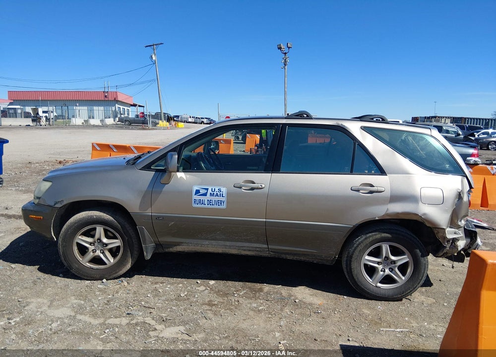 2002 LEXUS RX 300 VIN: JTJGF10U520148313