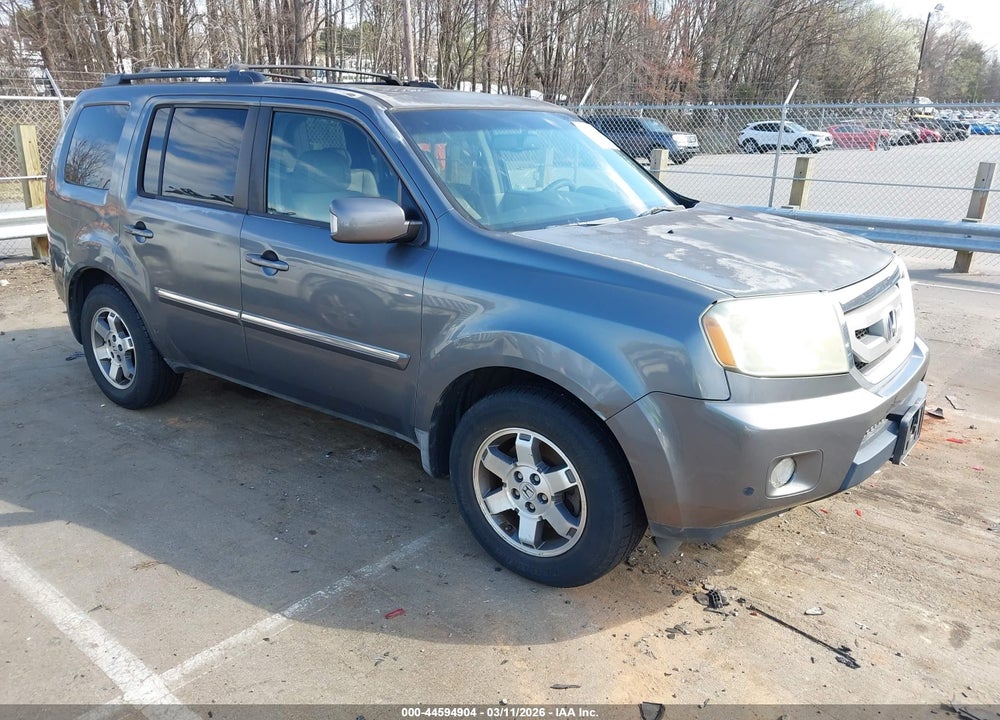 2010 HONDA PILOT TOURING VIN: 5FNYF3H90AB007474