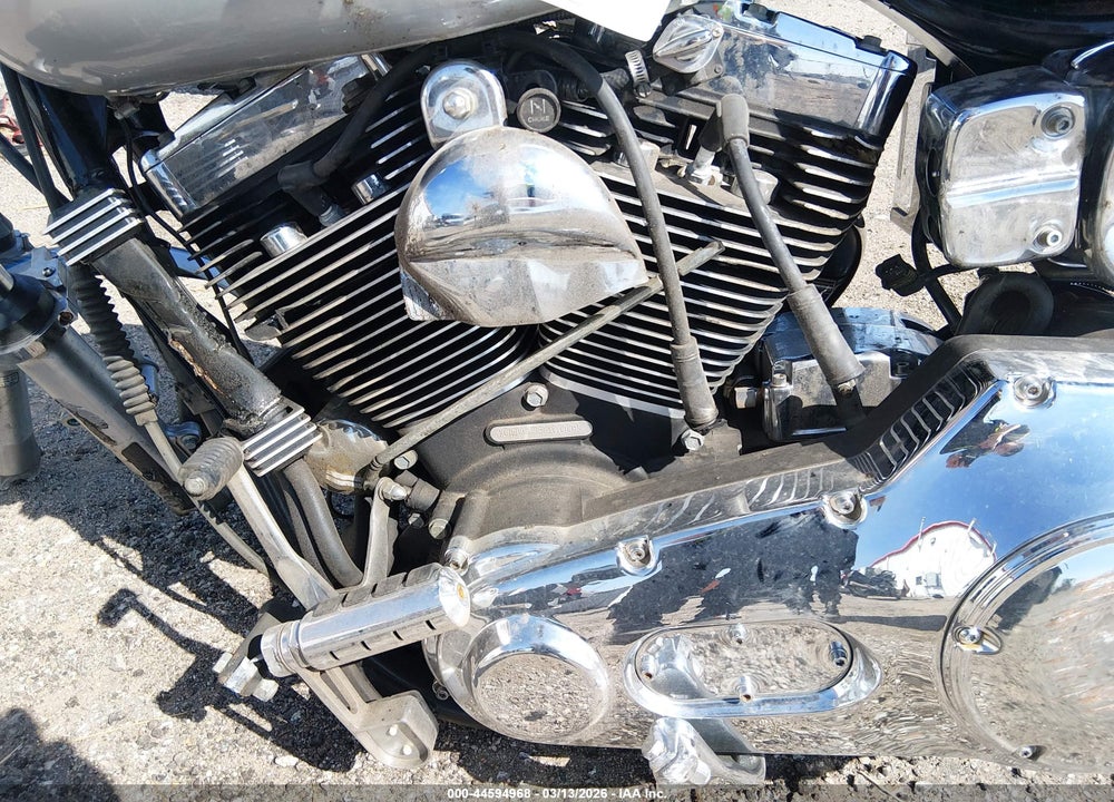 2001 HARLEY-DAVIDSON FXDWG VIN: 1HD1GEV131Y321000