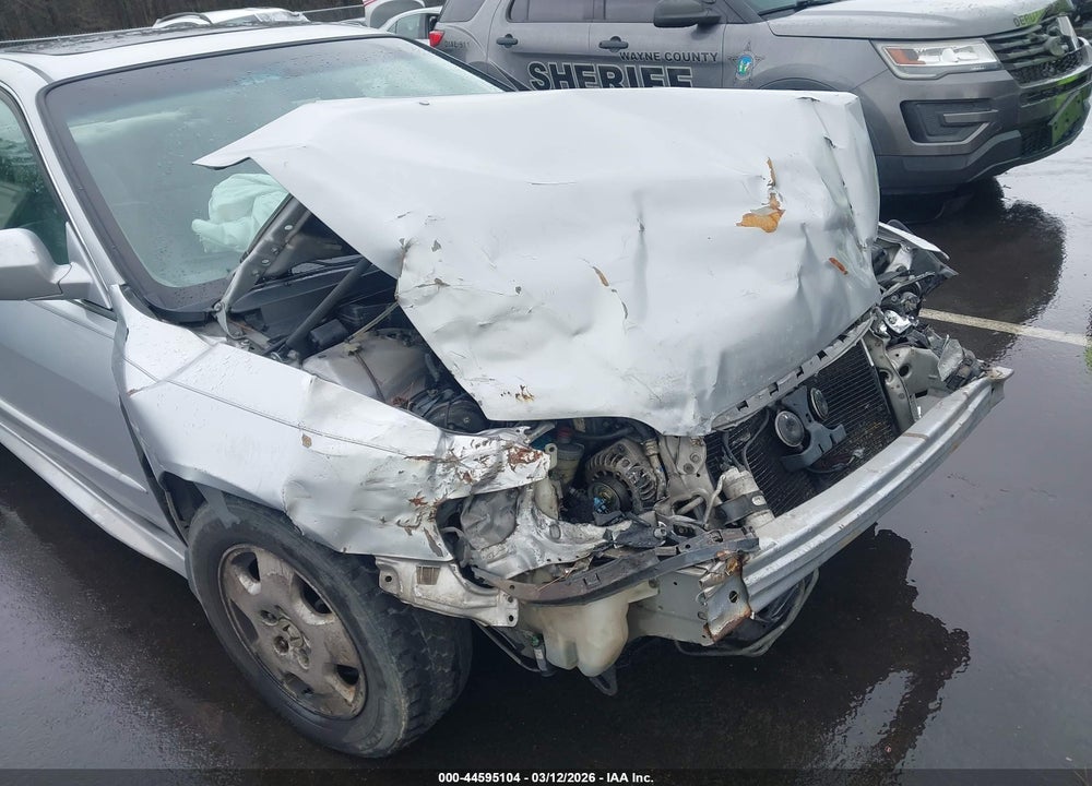 2002 HONDA ACCORD 3.0 EX VIN: 1HGCG16582A008413