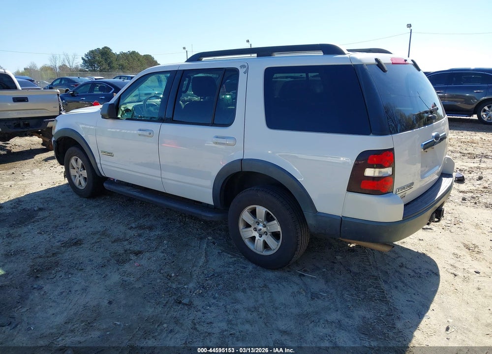2007 FORD EXPLORER XLT VIN: 1FMEU73EX7UA88015