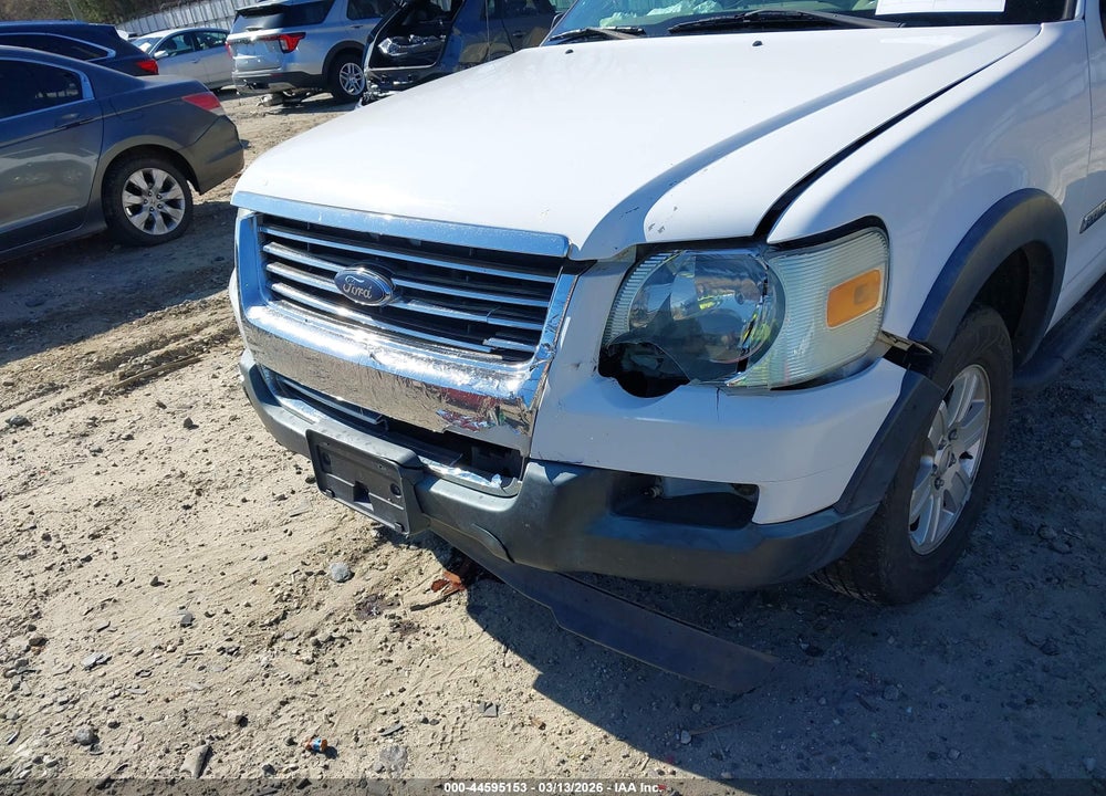 2007 FORD EXPLORER XLT VIN: 1FMEU73EX7UA88015