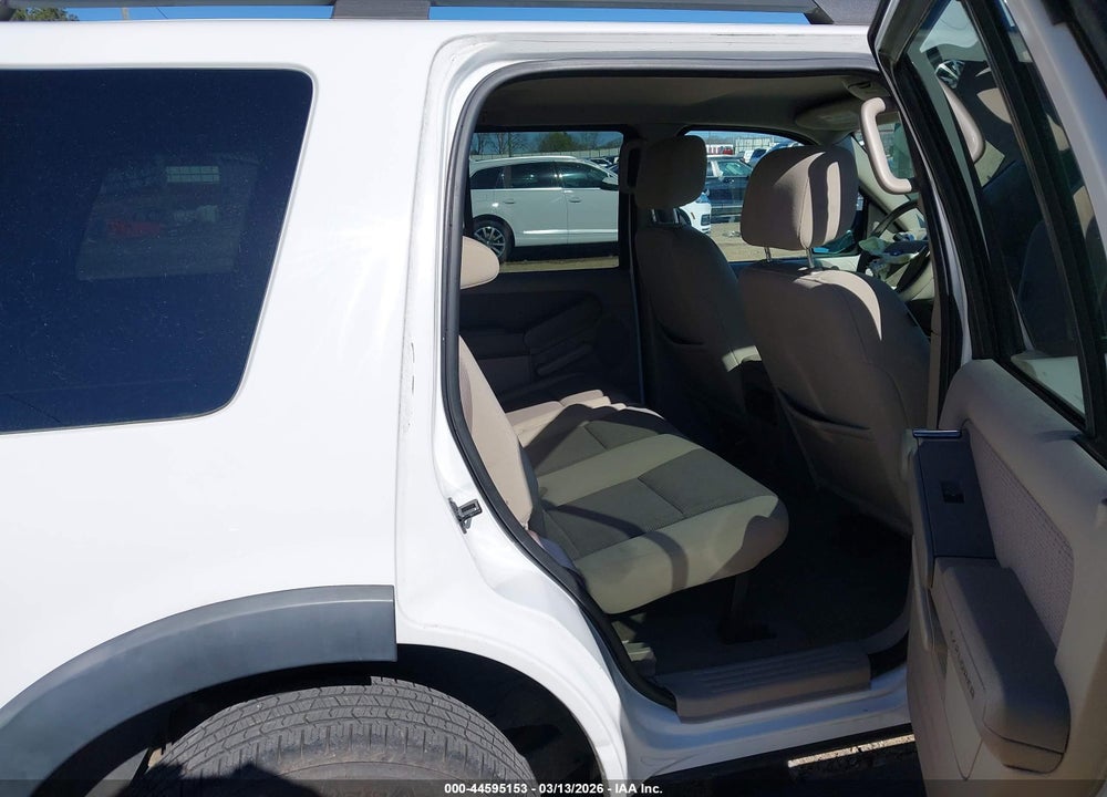 2007 FORD EXPLORER XLT VIN: 1FMEU73EX7UA88015