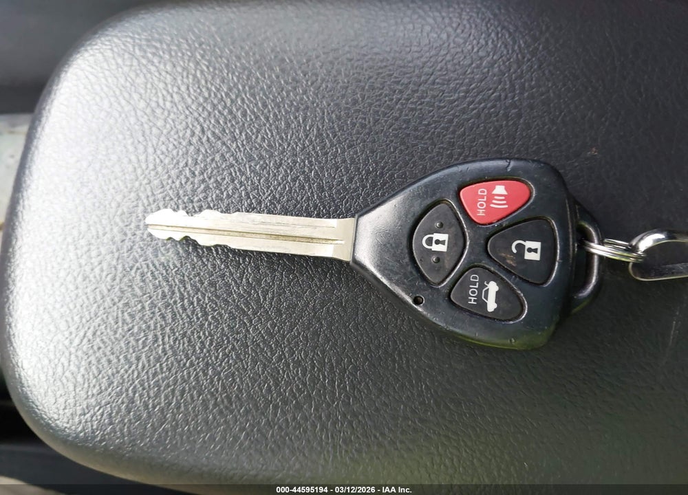 2011 TOYOTA COROLLA S VIN: 2T1BU4EE0BC690091