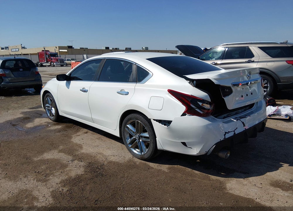 2017 NISSAN ALTIMA 2.5 SR VIN: 1N4AL3AP7HC128616