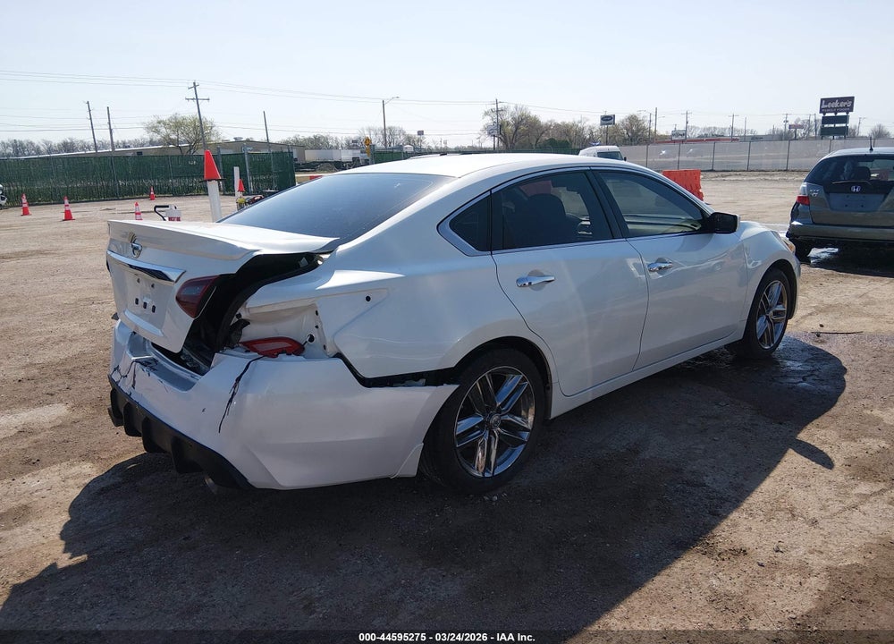 2017 NISSAN ALTIMA 2.5 SR VIN: 1N4AL3AP7HC128616