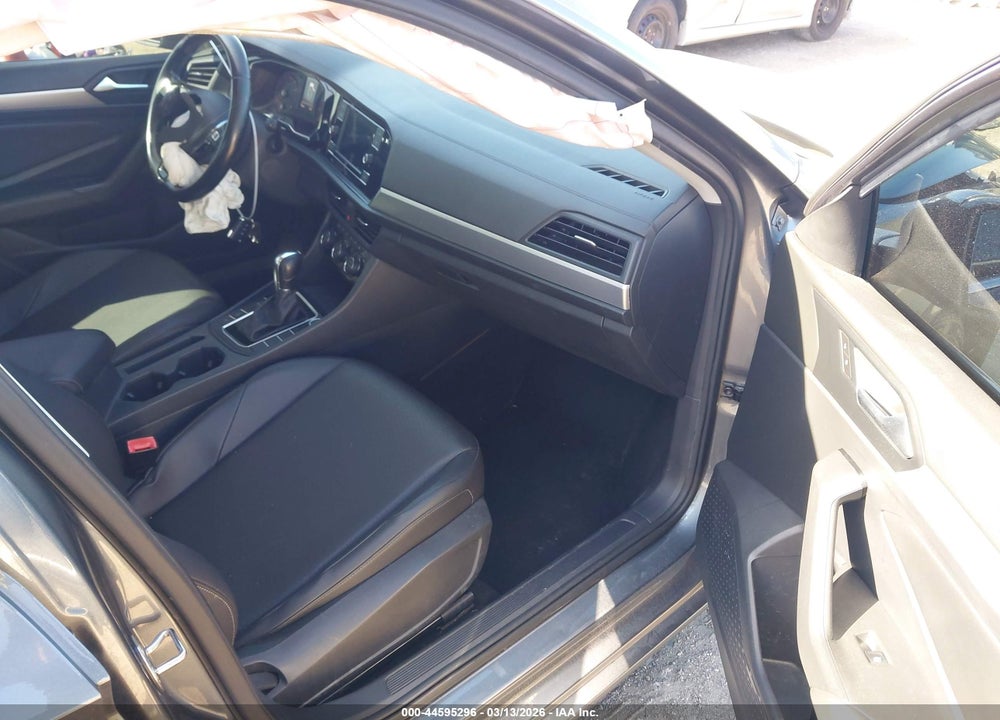 2019 VOLKSWAGEN JETTA S/SE/R-LINE VIN: 3VWCB7BU1KM237433