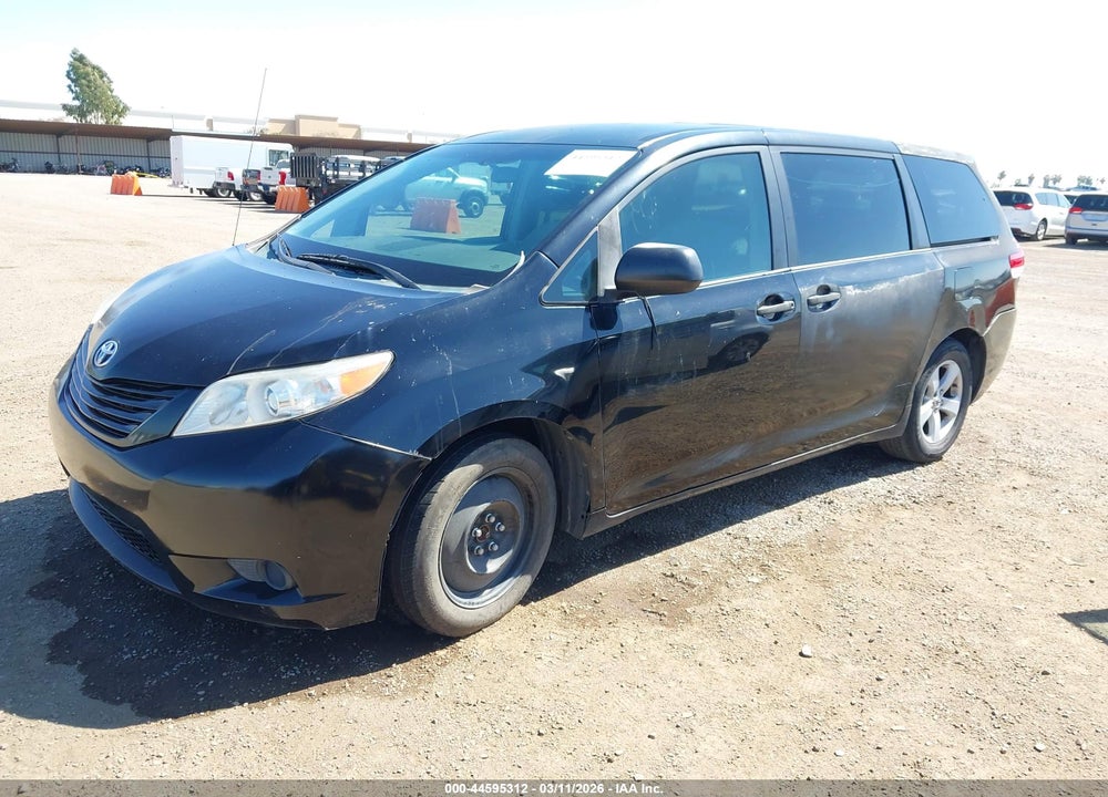 2011 TOYOTA SIENNA BASE V6 VIN: 5TDZK3DCXBS172141