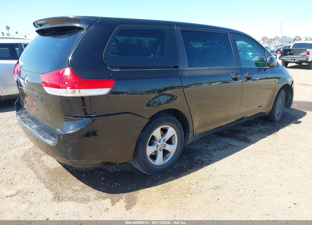 2011 TOYOTA SIENNA BASE V6 VIN: 5TDZK3DCXBS172141