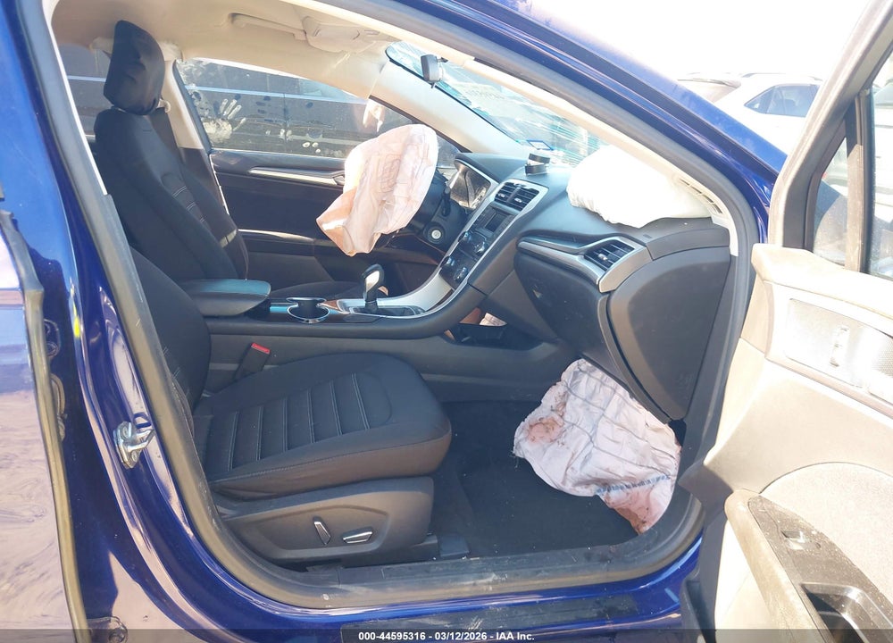 2015 FORD FUSION SE VIN: 1FA6P0H70F5115996
