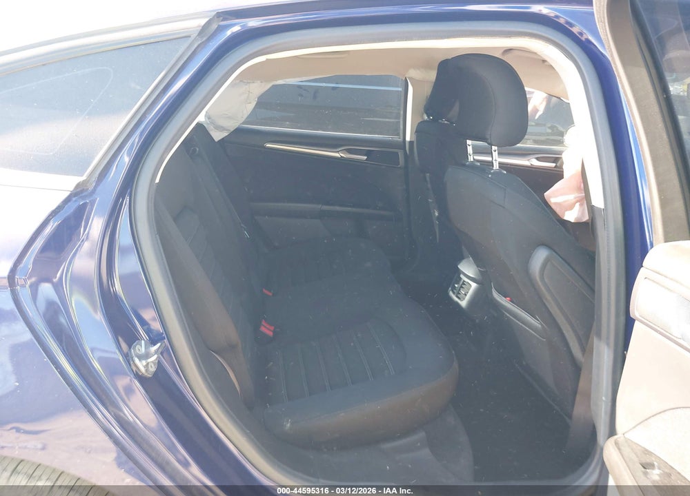 2015 FORD FUSION SE VIN: 1FA6P0H70F5115996