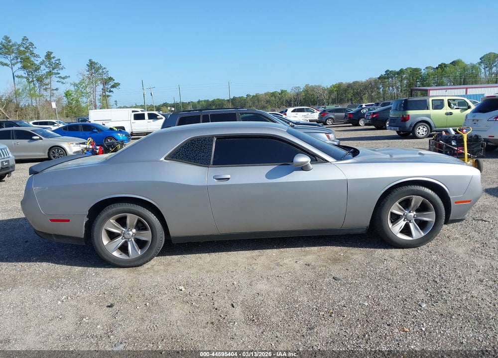 2018 DODGE CHALLENGER SXT VIN: 2C3CDZAG2JH242260