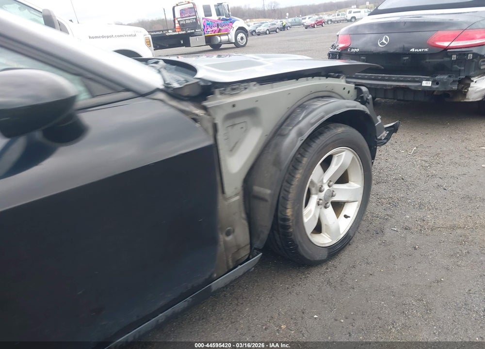 2014 DODGE CHALLENGER SXT VIN: 2C3CDYAG5EH313015