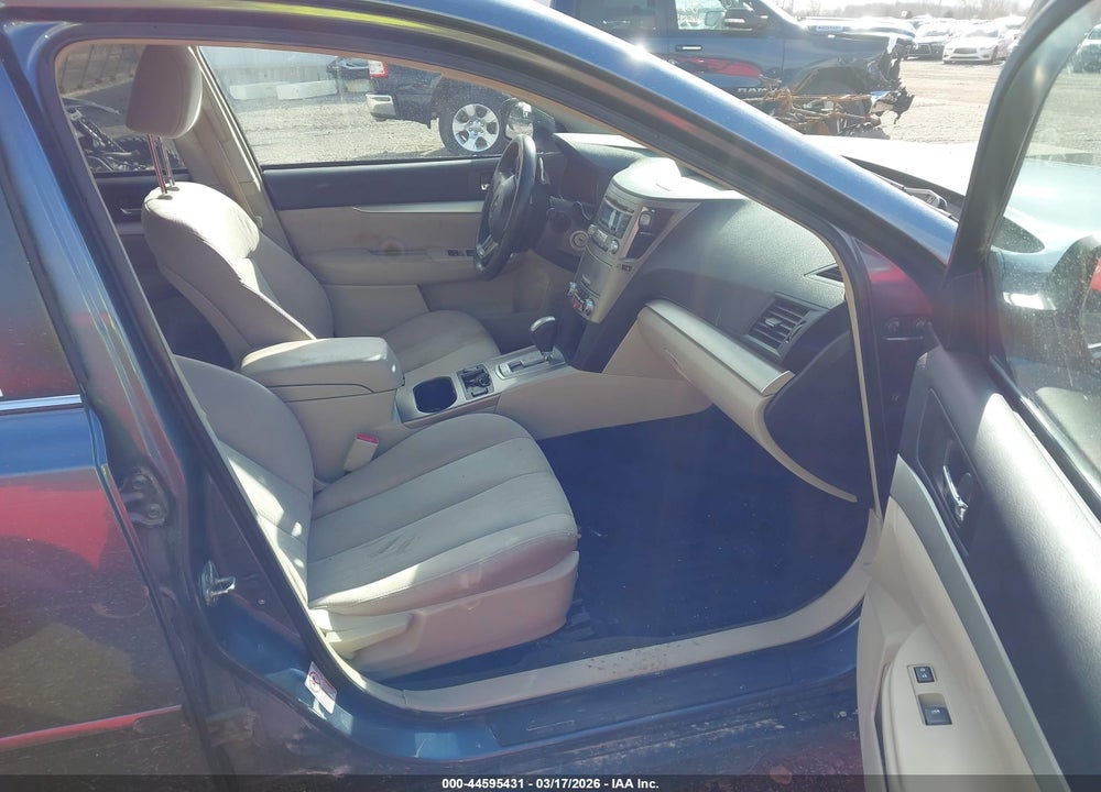2013 SUBARU OUTBACK 2.5I PREMIUM VIN: 4S4BRCCC8D3252150