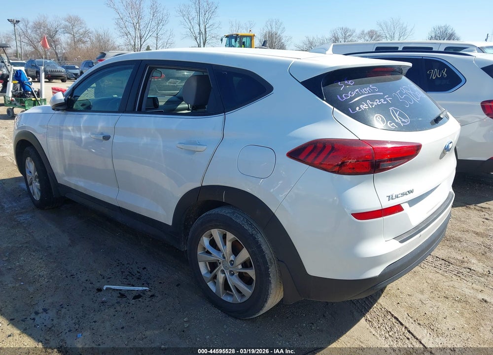 2021 HYUNDAI TUCSON SE VIN: KM8J23A45MU359825