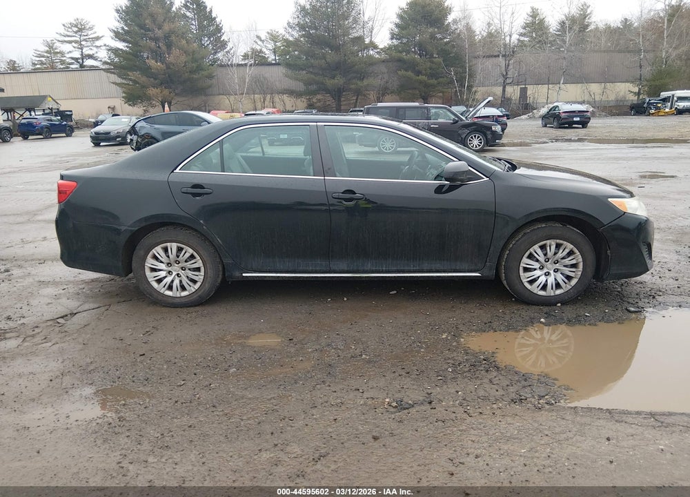 2014 TOYOTA CAMRY LE VIN: 4T1BF1FK2EU365703
