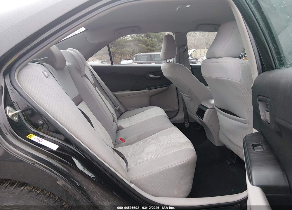 2014 TOYOTA CAMRY LE VIN: 4T1BF1FK2EU365703