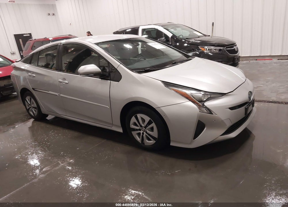 2018 TOYOTA PRIUS VIN: JTDKARFU8J3551586
