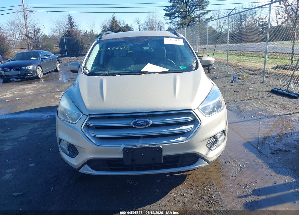 2018 FORD ESCAPE SE VIN: 1FMCU0GDXJUA17937