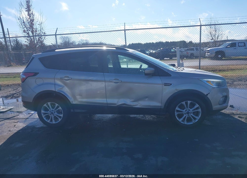 2018 FORD ESCAPE SE VIN: 1FMCU0GDXJUA17937