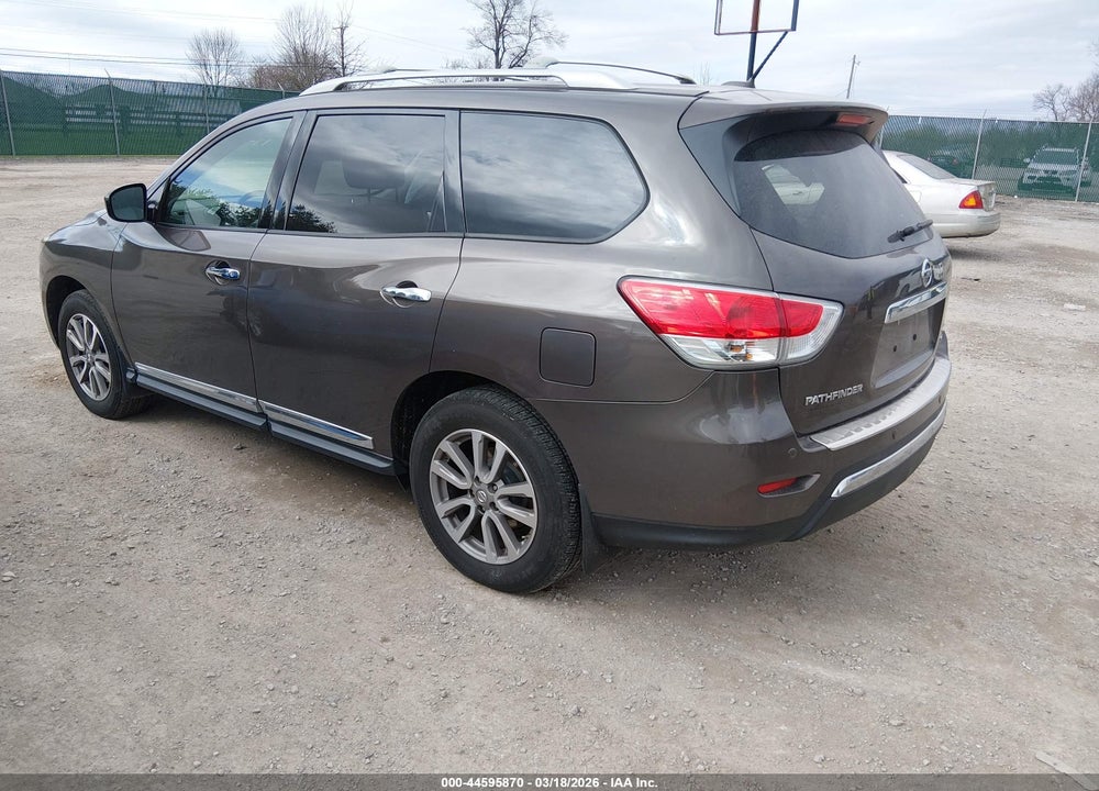 2016 NISSAN PATHFINDER SL VIN: 5N1AR2MM2GC626818