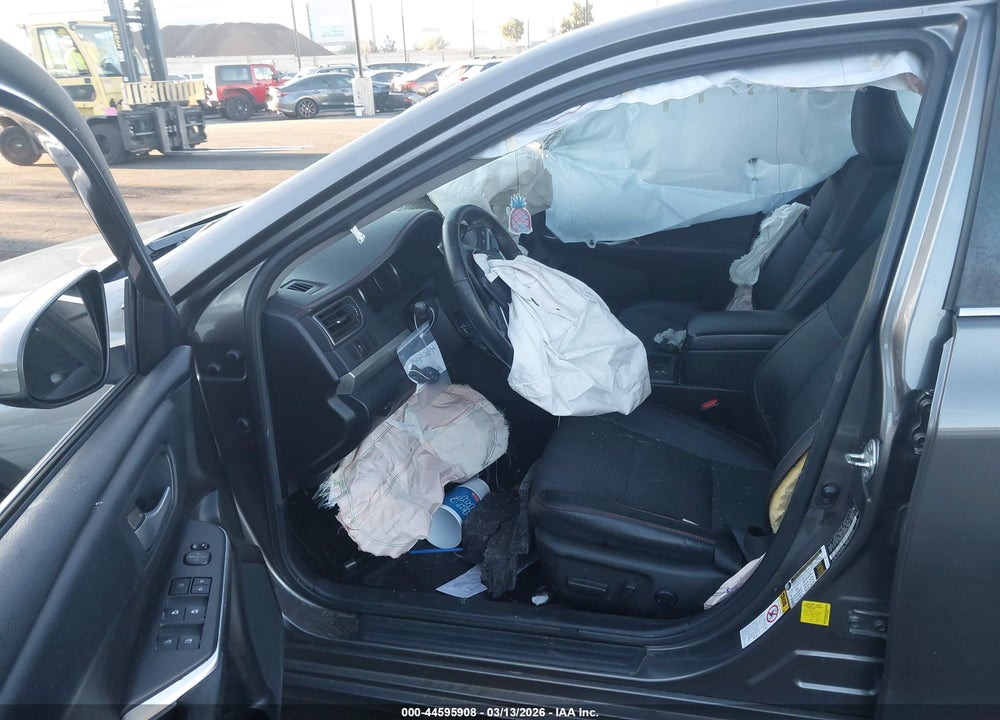 2016 TOYOTA CAMRY SE VIN: 4T1BF1FK6GU138906