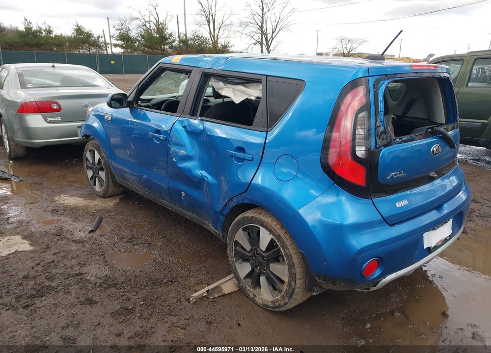 2018 KIA SOUL + VIN: KNDJP3A59J7564606