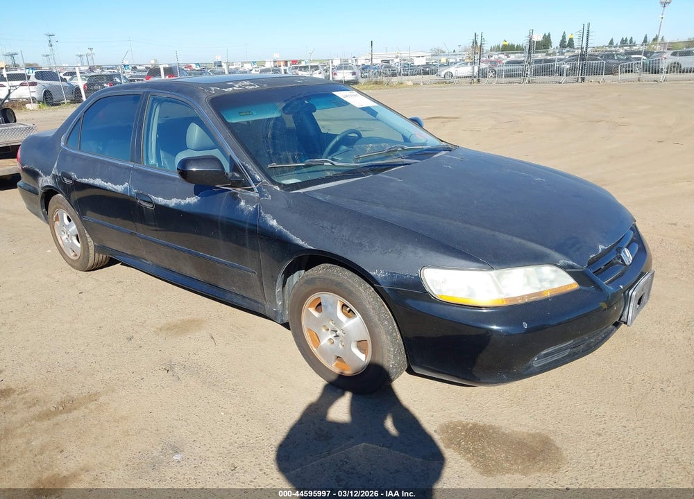 2001 HONDA ACCORD 3.0 EX VIN: 1HGCG16571A036489