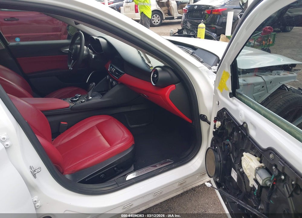 2019 ALFA ROMEO GIULIA TI RWD VIN: ZARFAMBN6K7600898