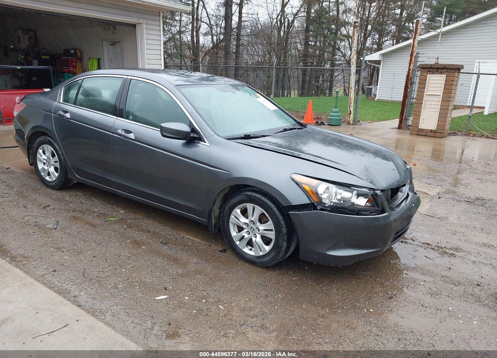 2010 HONDA ACCORD 2.4 LX-P VIN: 1HGCP2F44AA195418